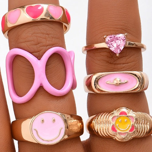 Set of 6 pinkey smiley ring set